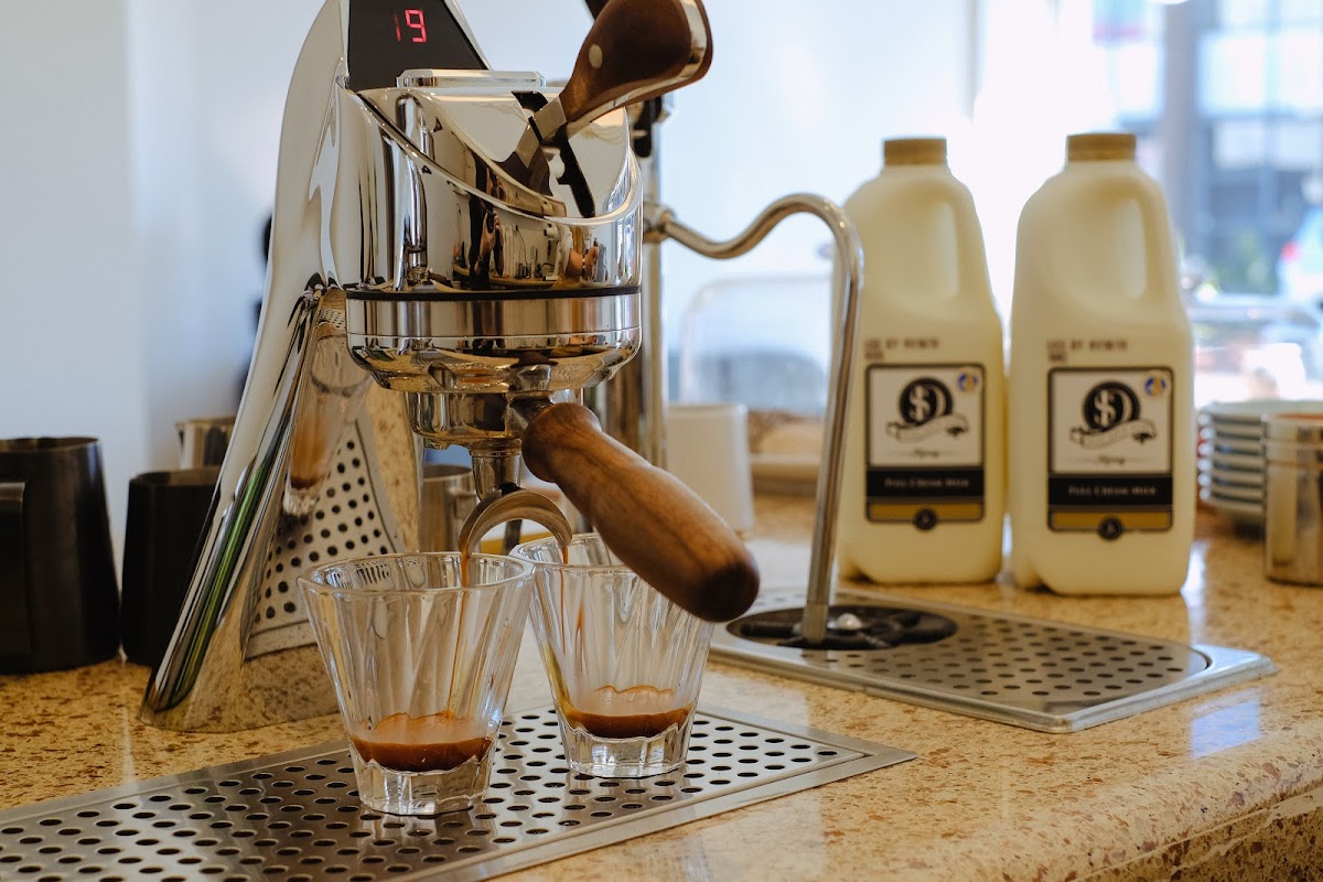 Four Kilo Fish Coffee & Tea Photos 2